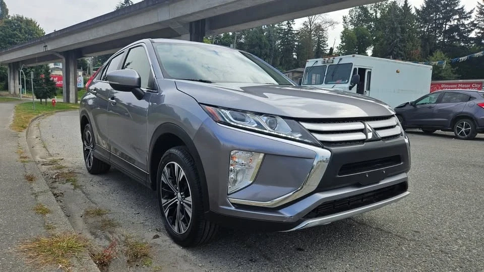2020 Mitsubishi Eclipse Cross - Image 6 of 17