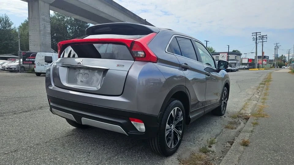 2020 Mitsubishi Eclipse Cross - Image 4 of 17