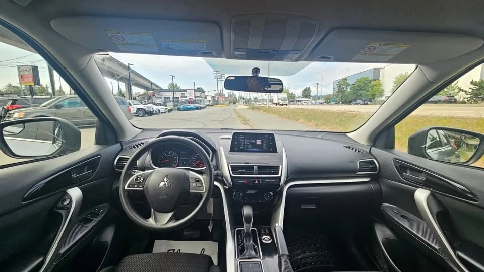 2020 Mitsubishi Eclipse Cross - Image 13 of 17