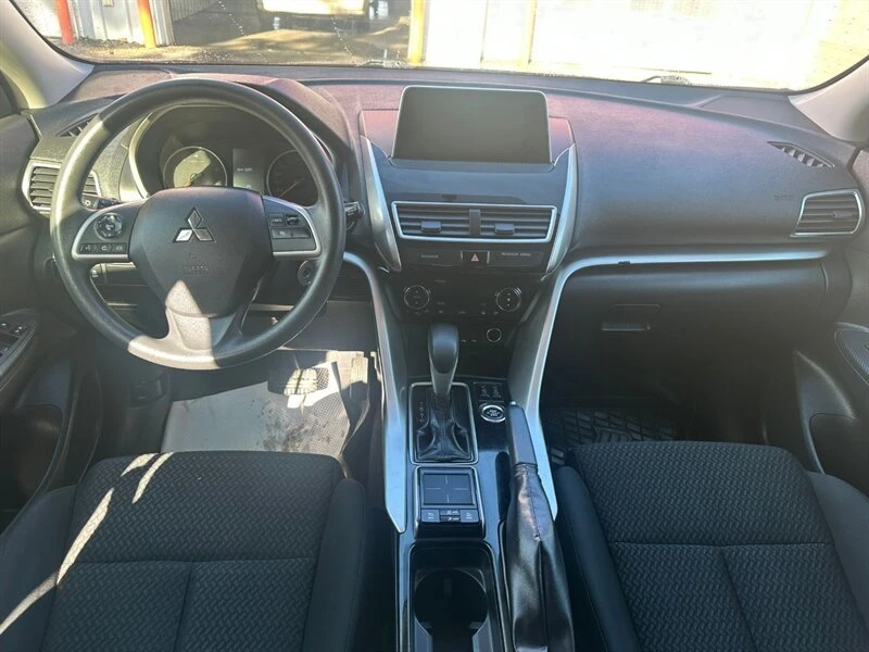 2020 Mitsubishi Eclipse Cross - Image 11 of 17