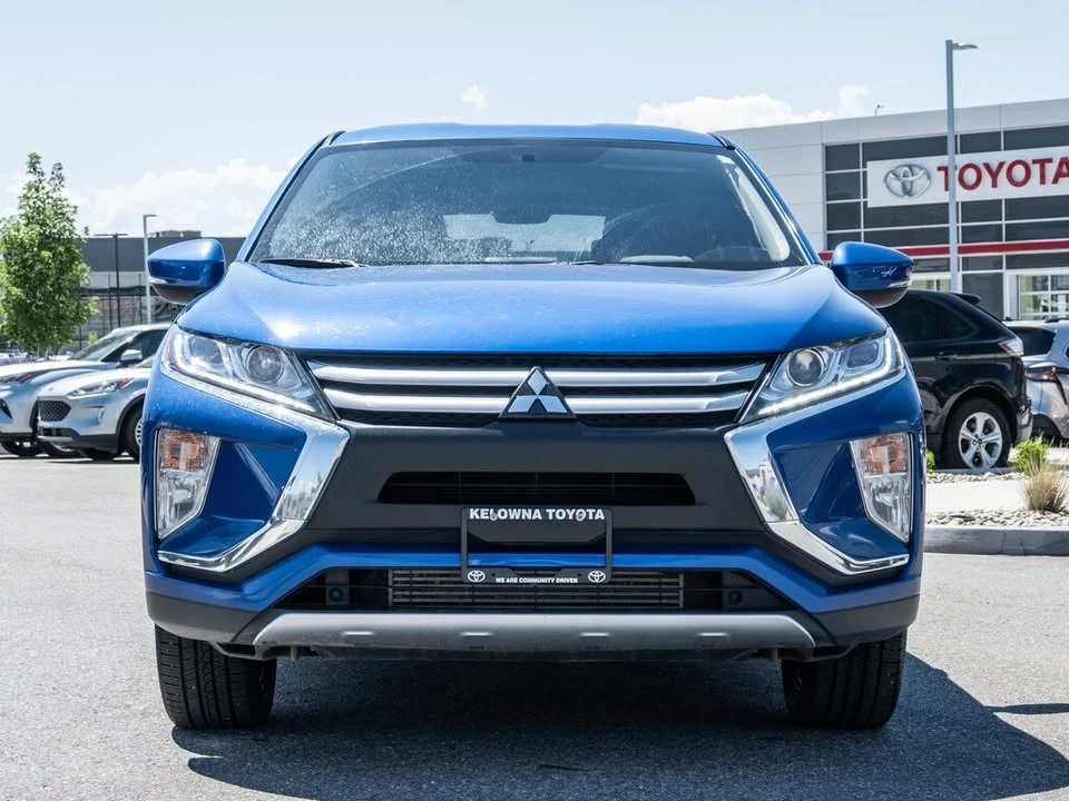2020 Mitsubishi Eclipse Cross - Image 2 of 19