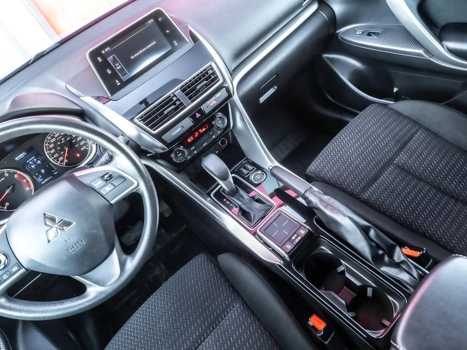 2020 Mitsubishi Eclipse Cross - Image 12 of 19