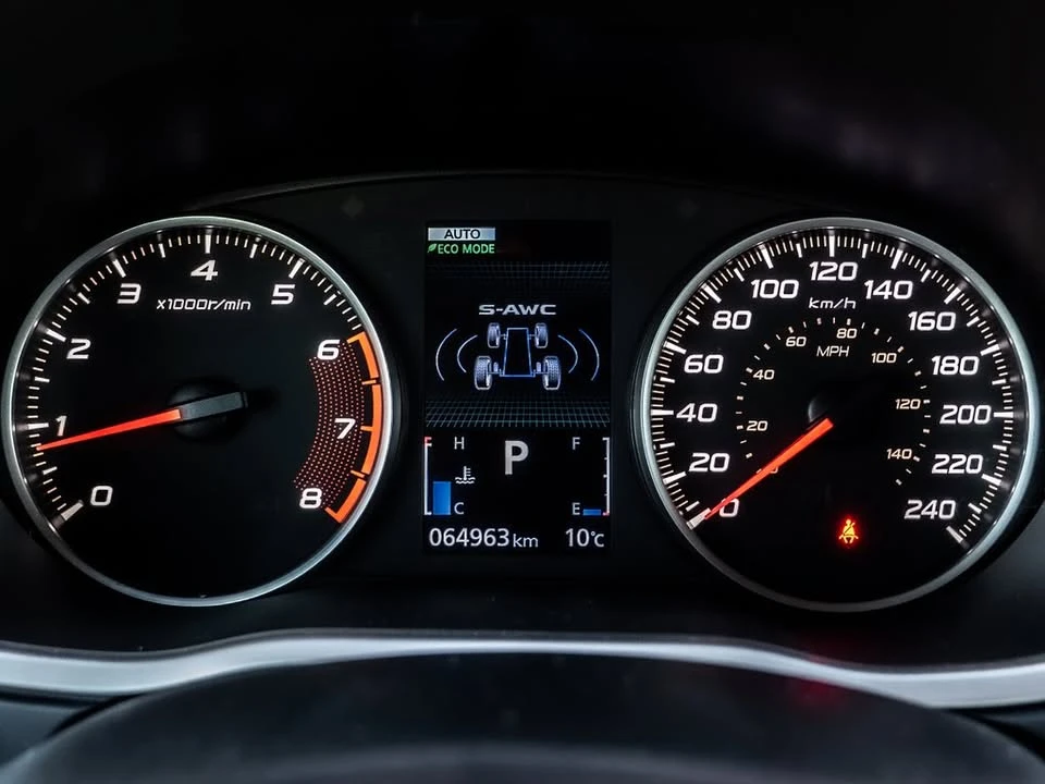 2020 Mitsubishi Eclipse Cross - Image 11 of 19