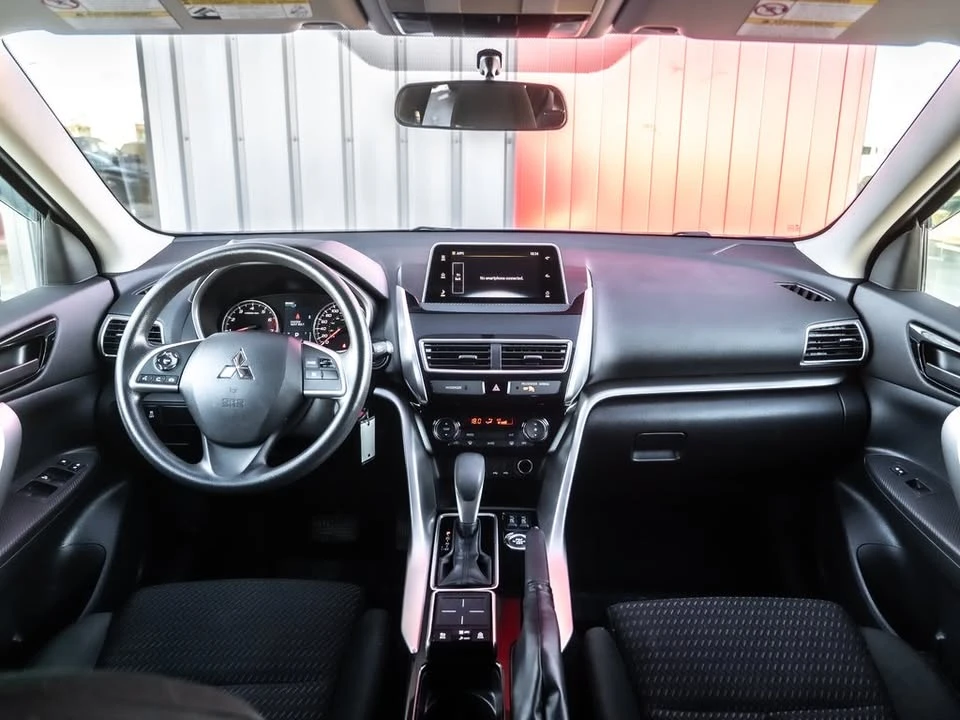 2020 Mitsubishi Eclipse Cross - Image 9 of 19