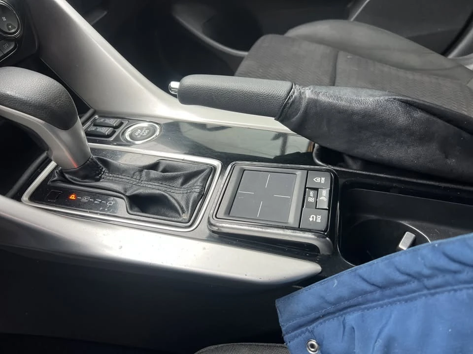 2020 Mitsubishi Eclipse Cross - Image 19 of 20