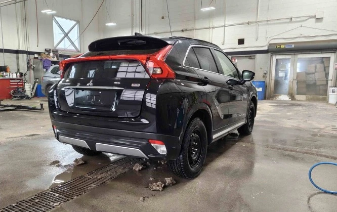 2020 Mitsubishi Eclipse Cross - Image 4 of 5