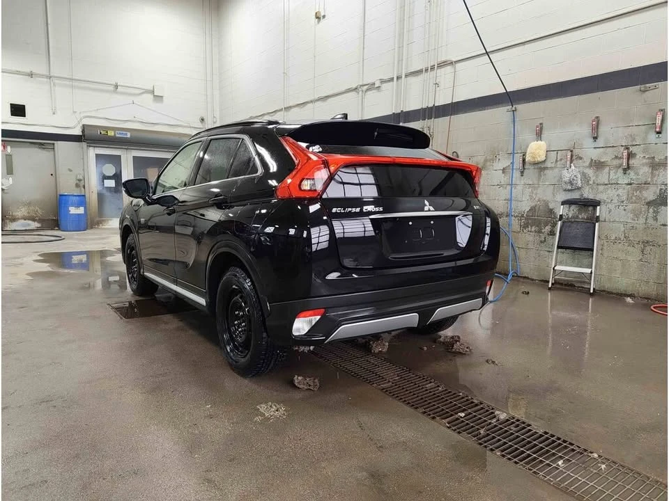2020 Mitsubishi Eclipse Cross - Image 3 of 6