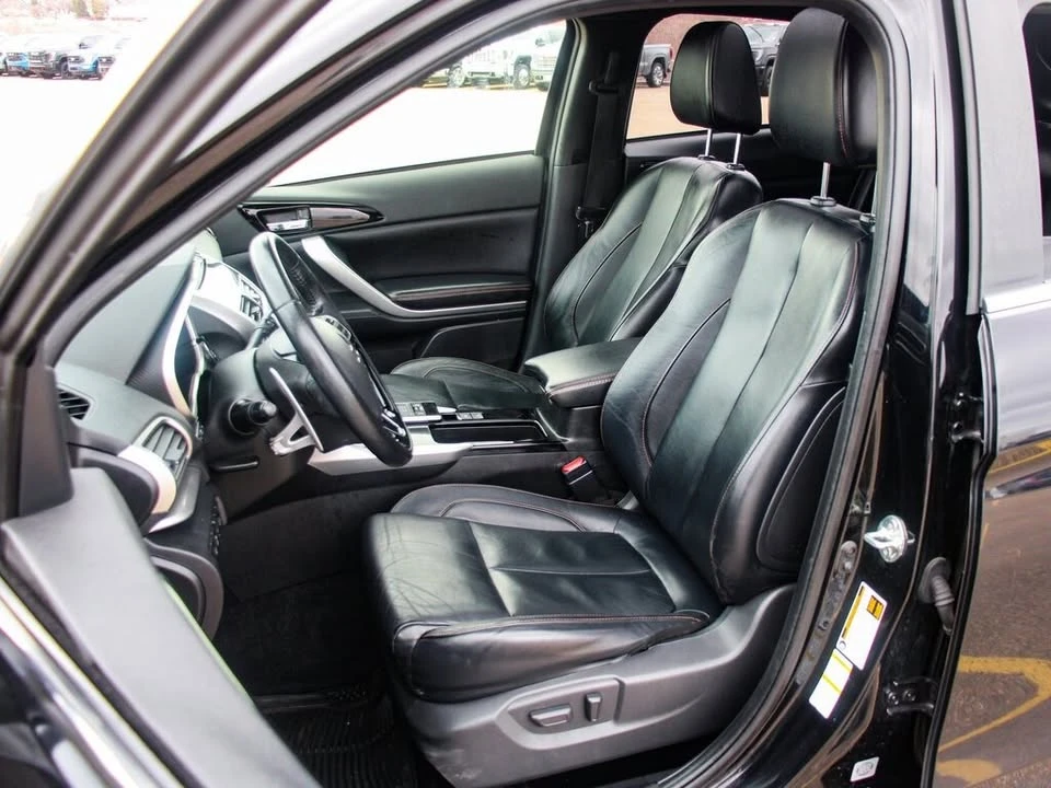 2020 Mitsubishi Eclipse Cross - Image 3 of 9