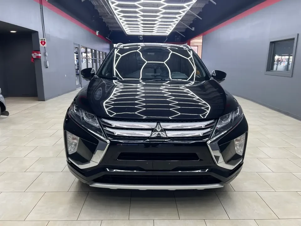 2020 Mitsubishi Eclipse Cross - Image 3 of 17