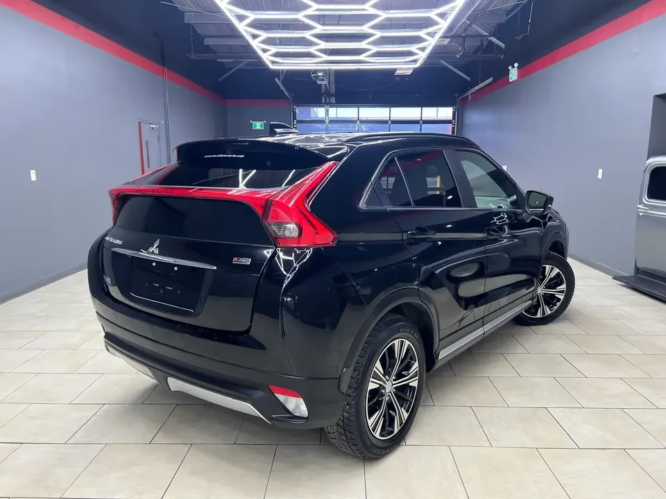 2020 Mitsubishi Eclipse Cross - Image 5 of 17