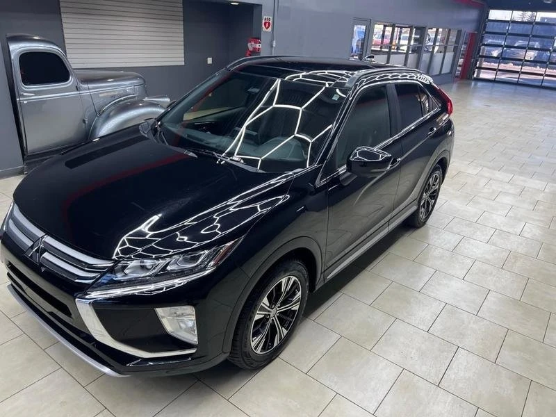 2020 Mitsubishi Eclipse Cross - Image 4 of 17