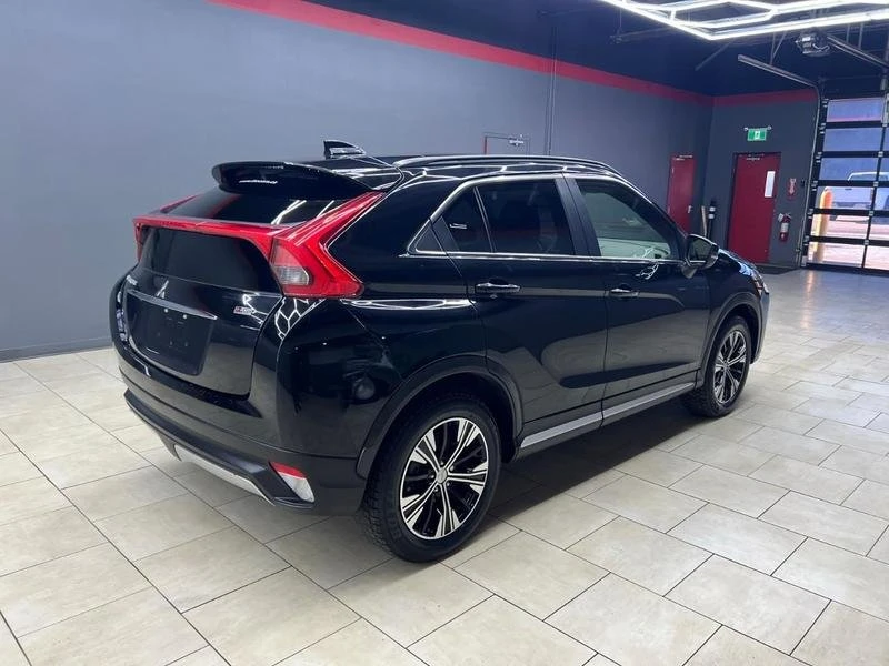 2020 Mitsubishi Eclipse Cross - Image 8 of 17