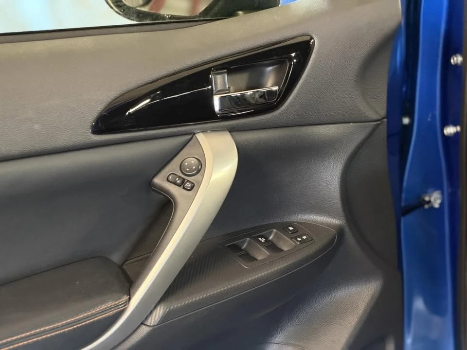 2020 Mitsubishi Eclipse Cross - Image 5 of 20