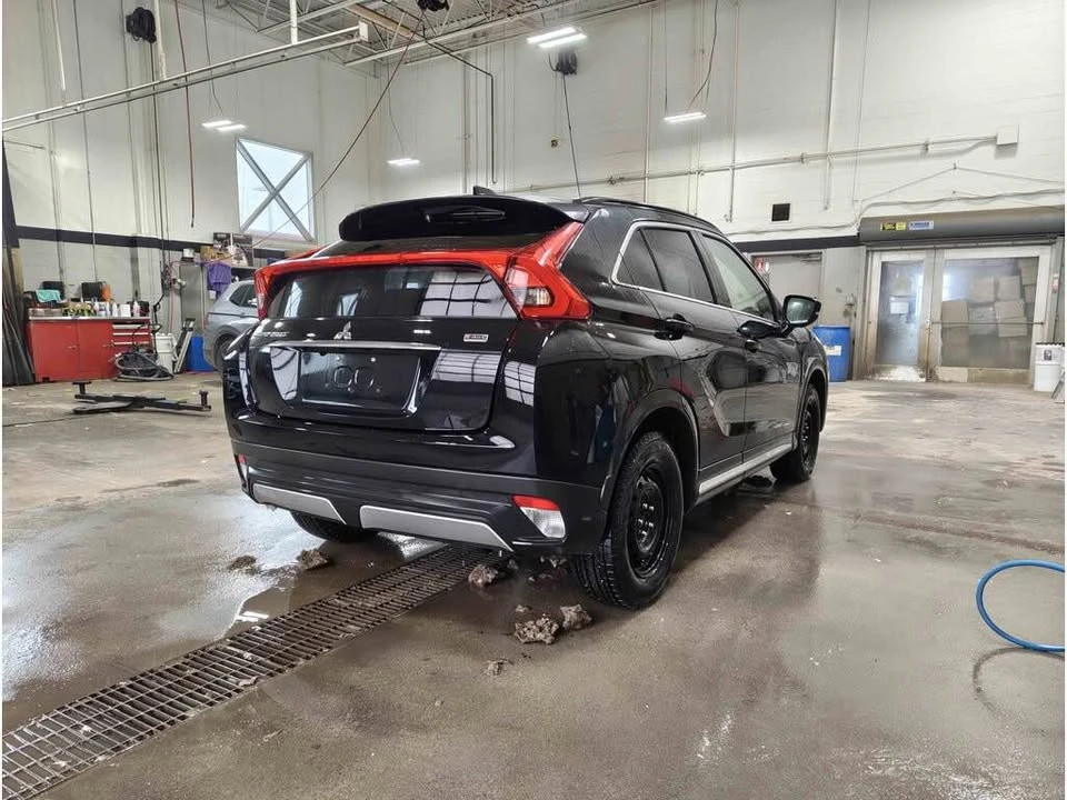 2020 Mitsubishi Eclipse Cross - Image 4 of 6