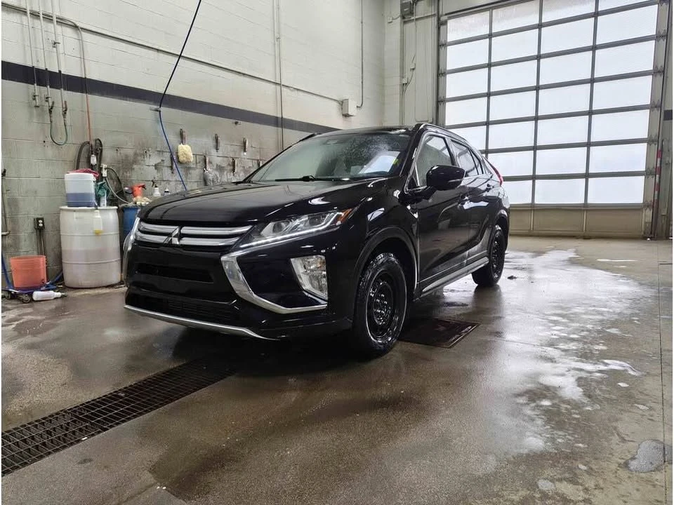 2020 Mitsubishi Eclipse Cross - Image 2 of 6