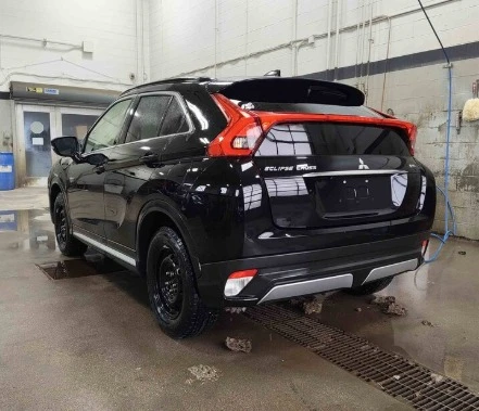 2020 Mitsubishi Eclipse Cross - Image 3 of 6