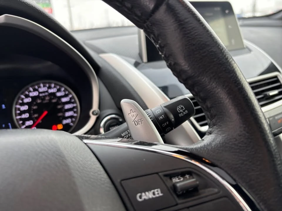 2020 Mitsubishi Eclipse Cross - Image 14 of 19