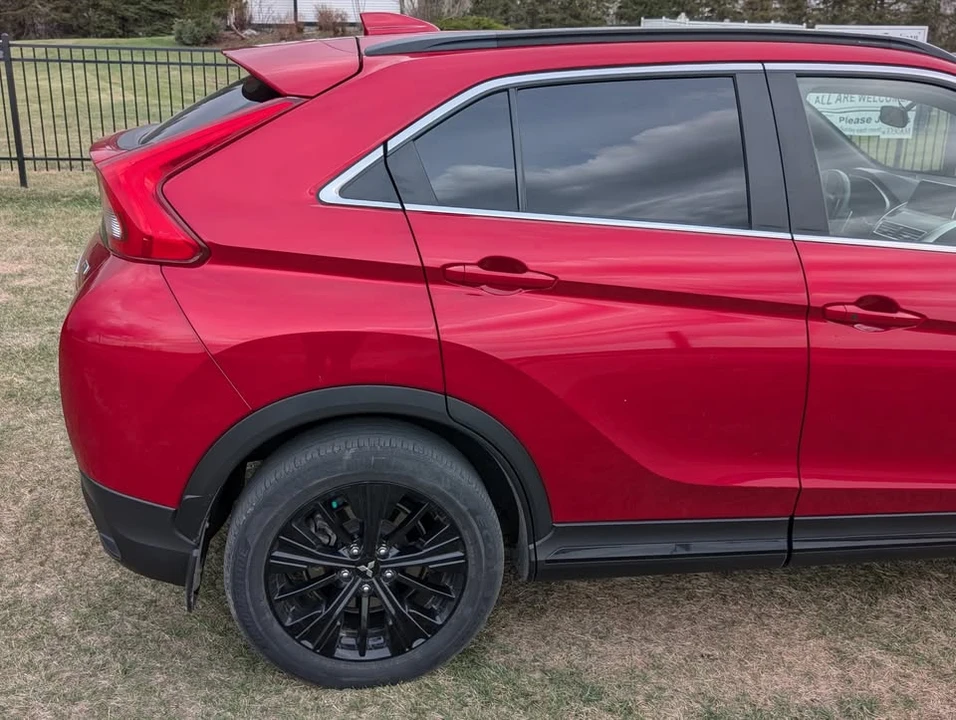 2020 Mitsubishi Eclipse Cross - Image 4 of 19