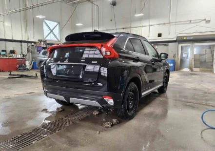 2020 Mitsubishi Eclipse Cross - Image 4 of 6