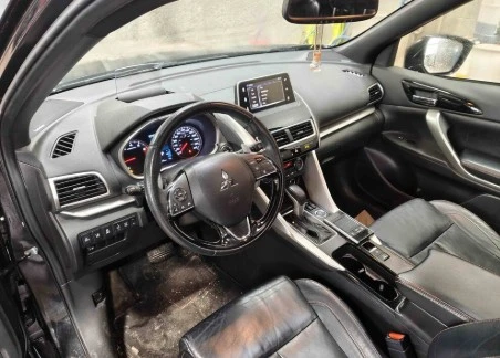 2020 Mitsubishi Eclipse Cross - Image 5 of 6
