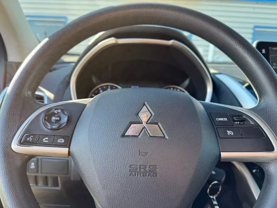 2020 Mitsubishi Eclipse Cross - Image 8 of 20