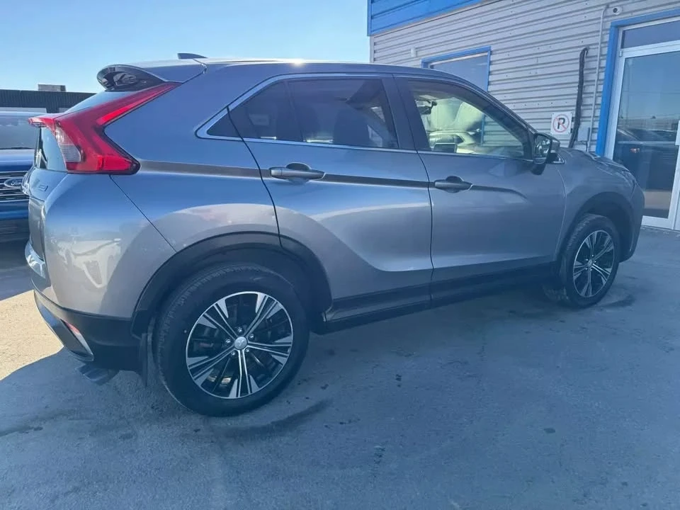 2020 Mitsubishi Eclipse Cross - Image 4 of 20