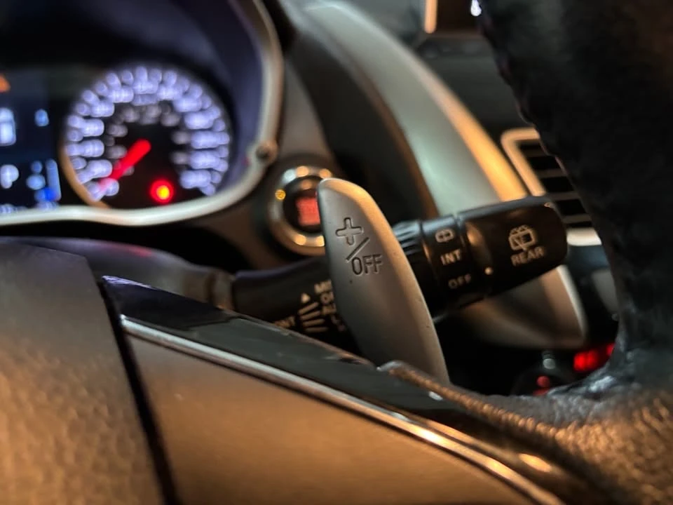 2020 Mitsubishi Eclipse Cross - Image 14 of 20