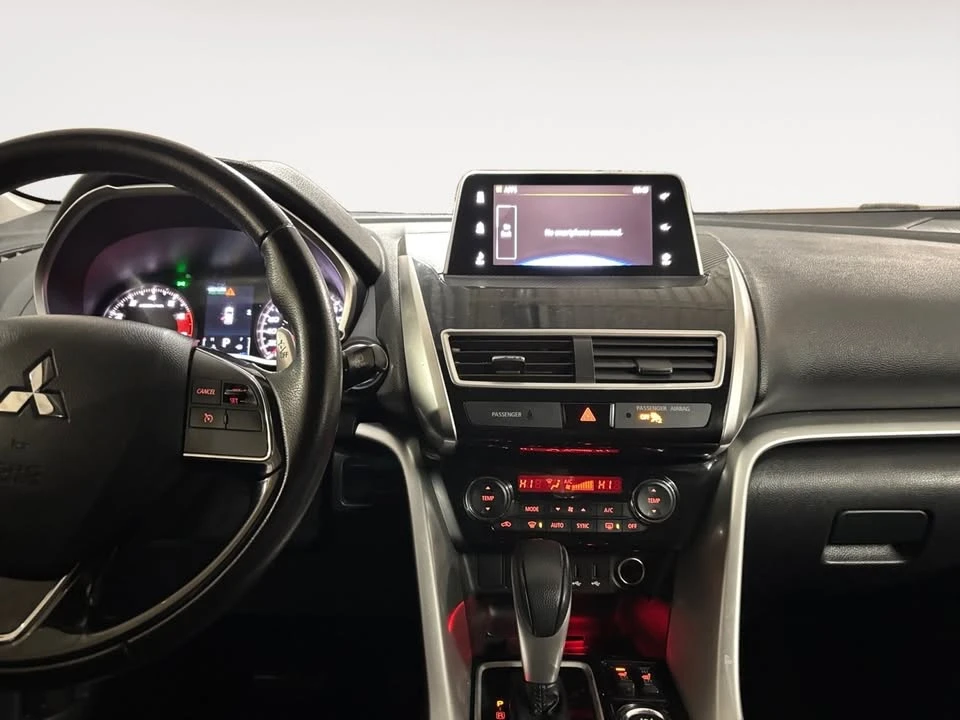 2020 Mitsubishi Eclipse Cross - Image 15 of 20
