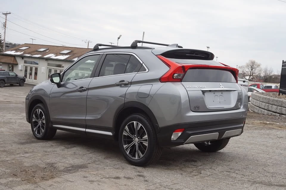 2020 Mitsubishi Eclipse Cross - Image 5 of 10