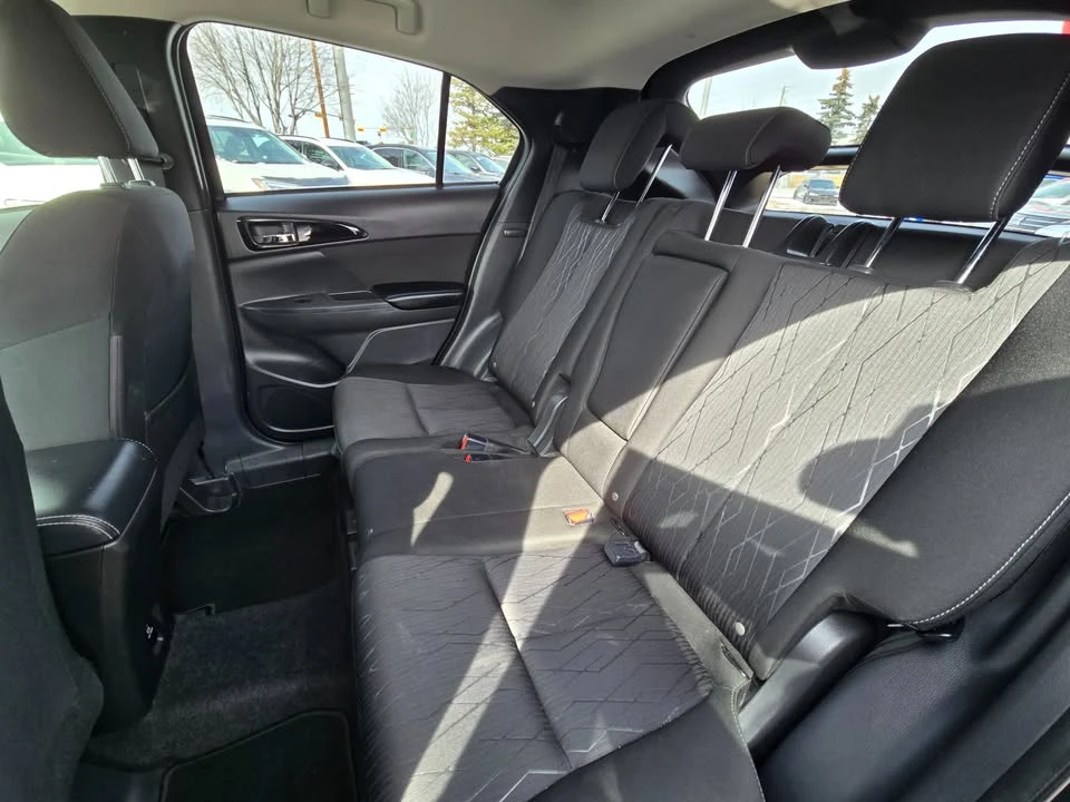 2020 Mitsubishi Eclipse Cross - Image 16 of 20