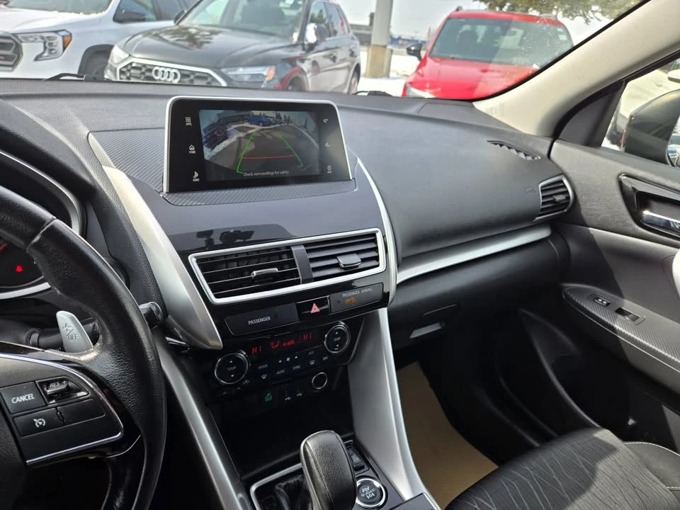 2020 Mitsubishi Eclipse Cross - Image 18 of 20