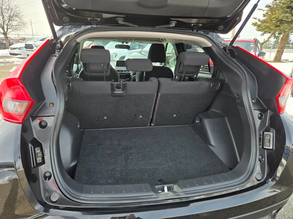 2020 Mitsubishi Eclipse Cross - Image 9 of 20
