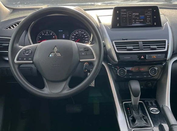 2020 Mitsubishi Eclipse Cross - Image 5 of 7