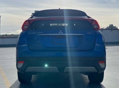 2020 Mitsubishi Eclipse Cross - Image 5 of 8