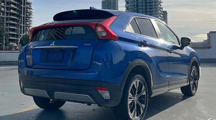 2020 Mitsubishi Eclipse Cross - Image 5 of 8