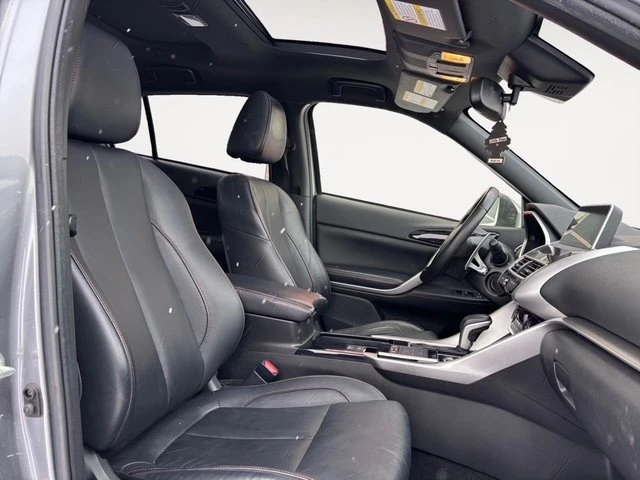 2020 Mitsubishi Eclipse Cross - Image 10 of 20