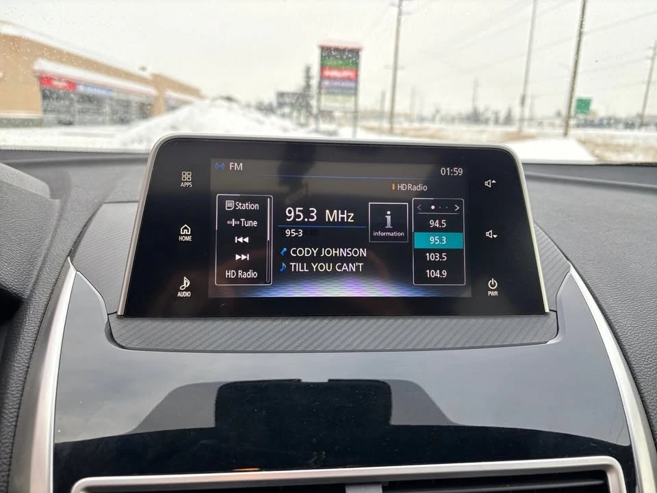 2020 Mitsubishi Eclipse Cross - Image 16 of 20