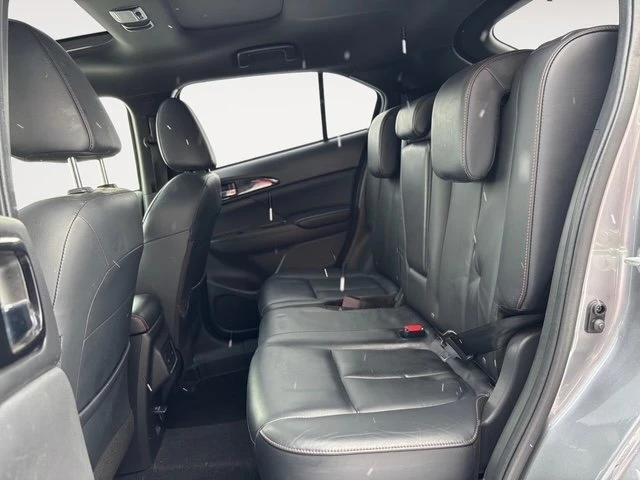 2020 Mitsubishi Eclipse Cross - Image 10 of 19