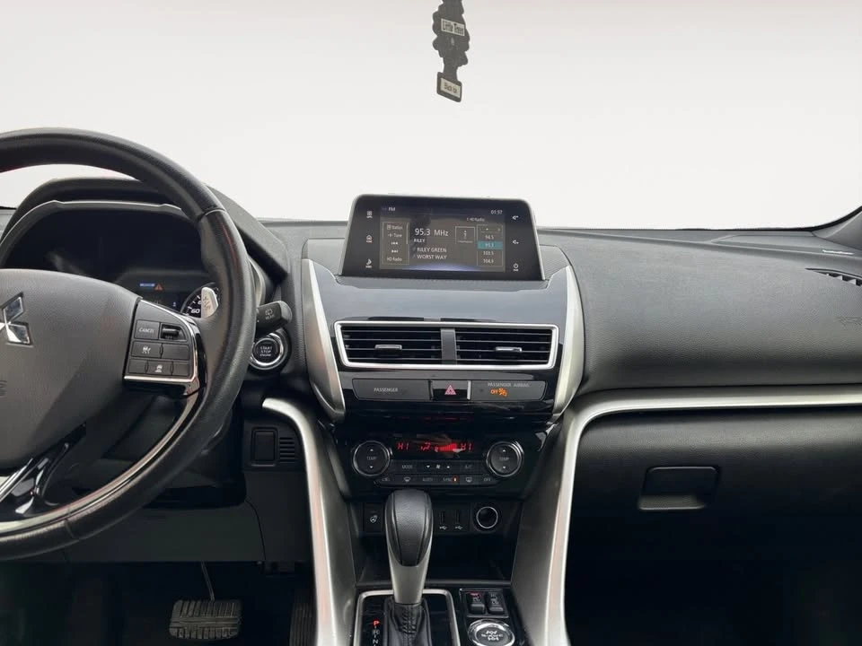 2020 Mitsubishi Eclipse Cross - Image 12 of 19