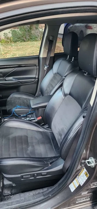 2020 Mitsubishi Outlander - Image 8 of 16