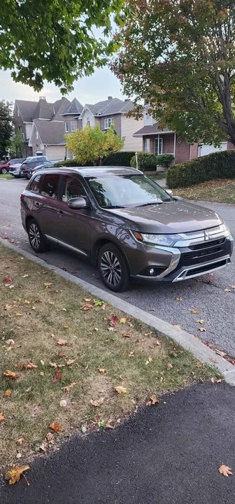 2020 Mitsubishi Outlander - Image 6 of 16