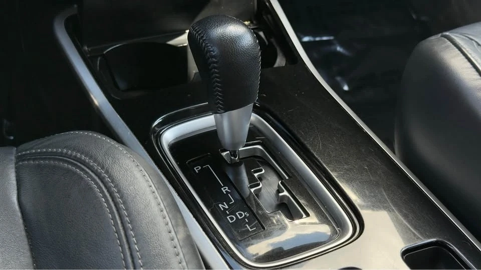 2020 Mitsubishi Outlander - Image 12 of 12