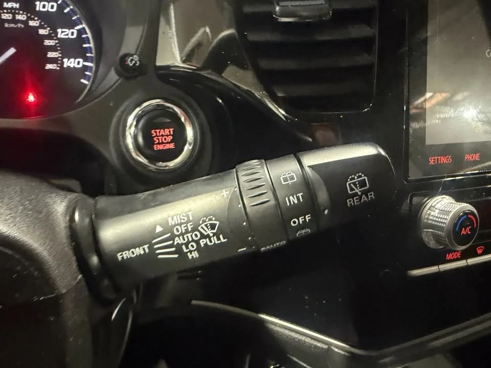 2020 Mitsubishi Outlander - Image 14 of 20