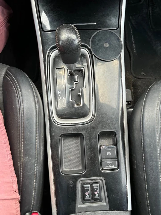 2020 Mitsubishi Outlander - Image 6 of 6