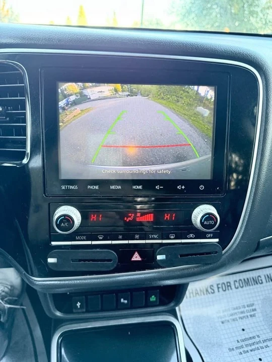 2020 Mitsubishi Outlander - Image 13 of 13