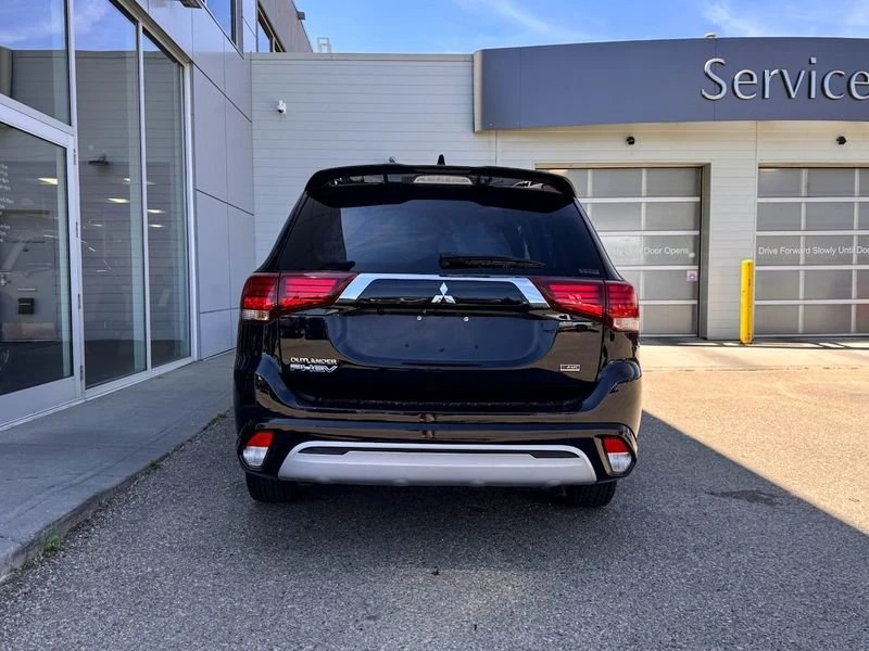 2020 Mitsubishi Outlander - Image 6 of 20