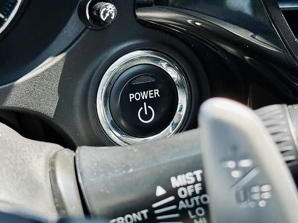 2020 Mitsubishi Outlander - Image 16 of 16