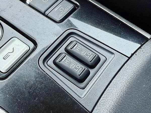 2020 Mitsubishi Outlander - Image 15 of 16