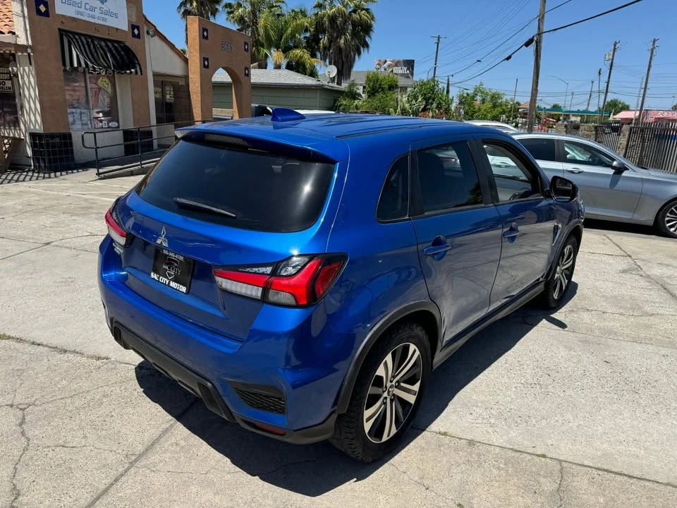 2020 Mitsubishi Outlander - Image 5 of 19