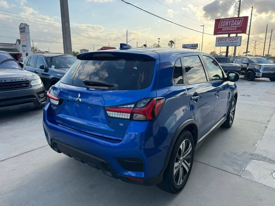 2020 Mitsubishi Outlander - Image 5 of 20